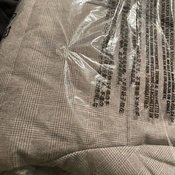 Men’s Gray Plaid Puffer Jacket, Gap, M/Medium - Picture 4 of 7